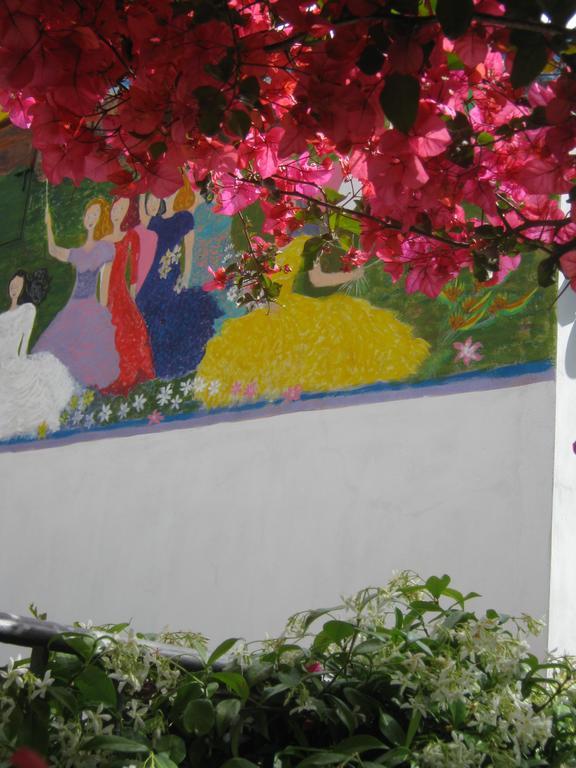 B&B La Casa Dell'Artista Assoro Luaran gambar